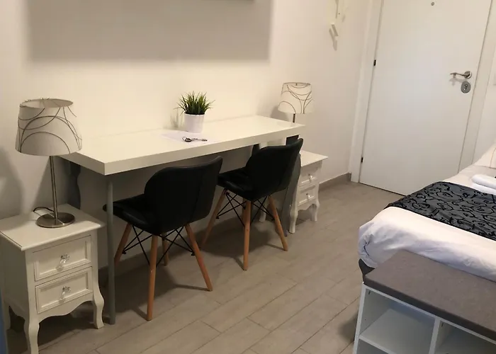 Rhome Lungotevere River Apartment